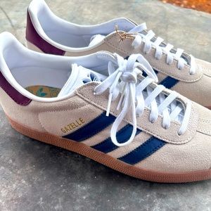 adidas Gazelle Off White / Dark Blue / Collegiate Burgundy
